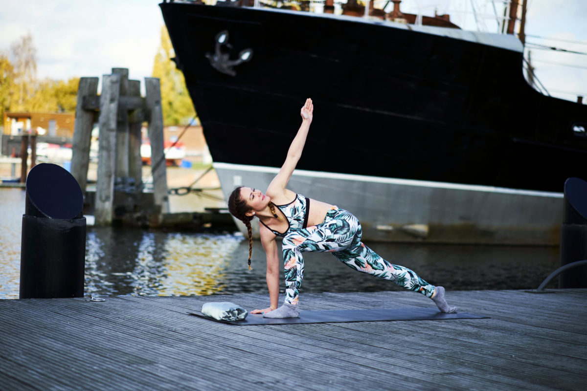 Yoga für Anfänger Übung Krieger