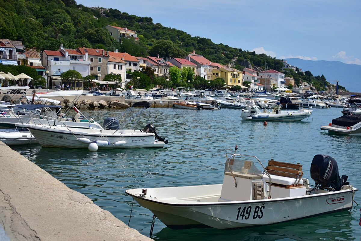 In Kroatien besteht die Möglichkeit Motorboote oder auch Yachten zu mieten.
